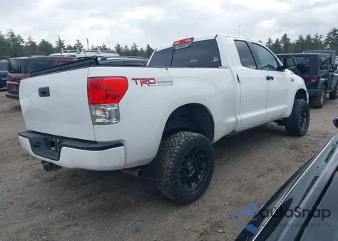 2011 Toyota Tundra Grade 5.7L V8 из США, поврежденный, VIN 5TFUY5F1XBX202135